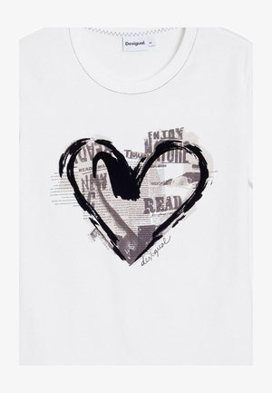 Witte T-shirt met een zwart hartgrafiek. Het hart heeft gelaagde tekst en penseelstrekenontwerpen. Label: Desigual, maat M.