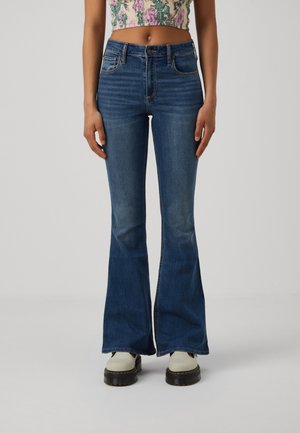 Hollister Co. MEDIUM CURVY - Flared Jeans - light-blue denim