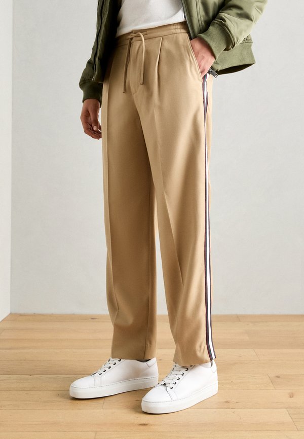 TAPE TRIMMED TAILORED STRAIGHT FIT - Trousers - desert sand