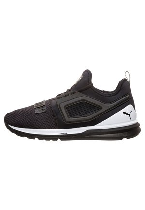 Sneakers - black