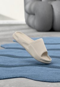 JFWSTATUS MOULDED SLIDER - Badesandaler - moonbeam