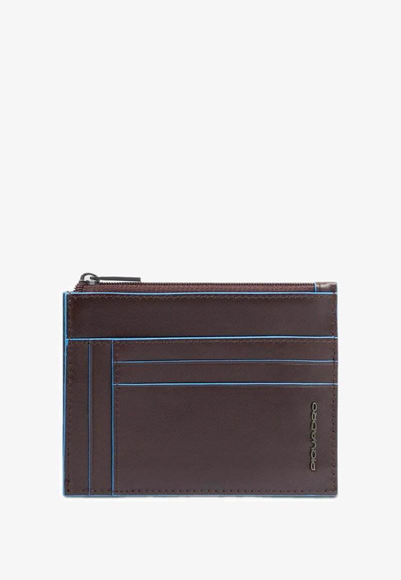 Bruine leren portemonnee met blauwe accenten, voorzien van meerdere kaartsleuven en een ritscompartiment. Gladde textuur en rechthoekige vorm.
