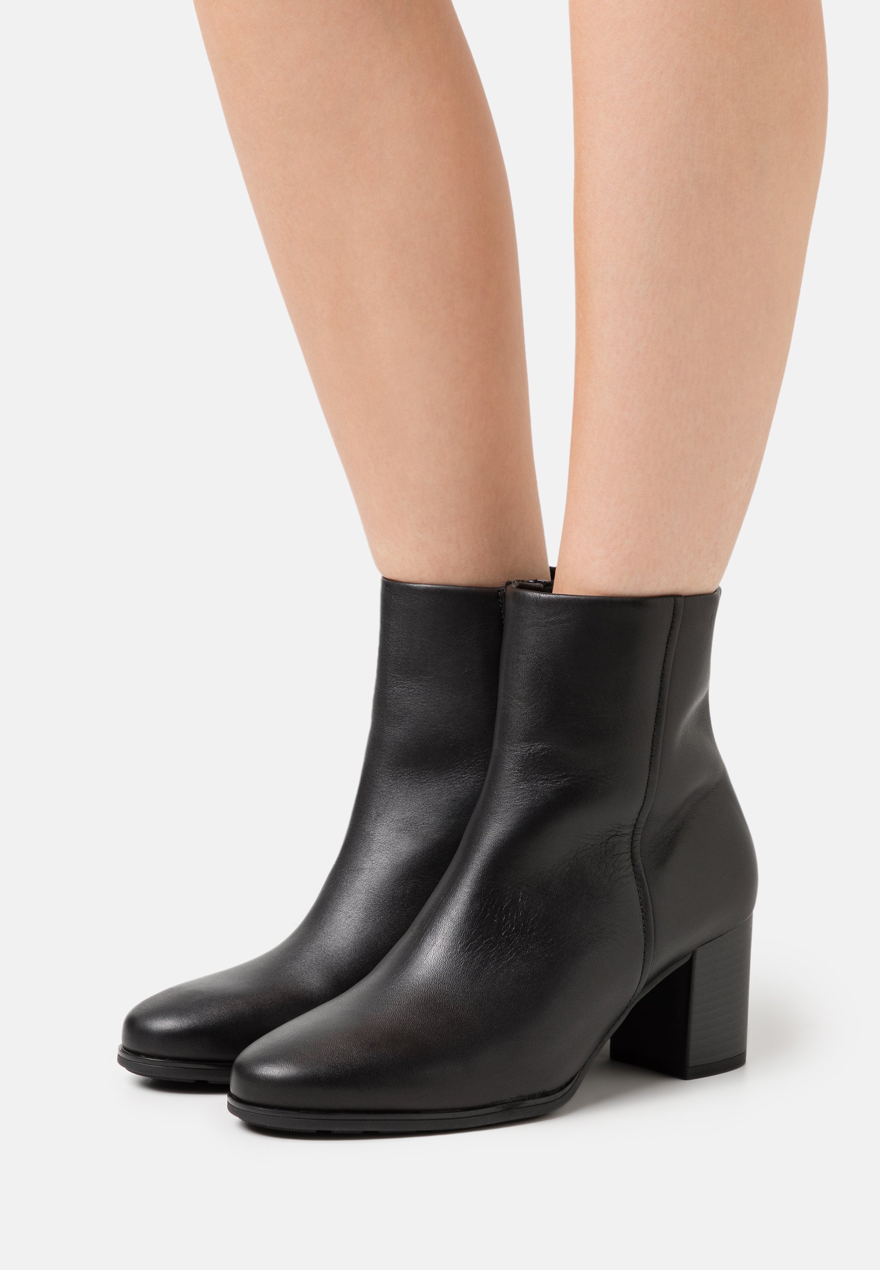 Gabor Comfort Korte laarzen schwarzZwart Zalando.nl Gabor Korte laarzen black Zalando.nl