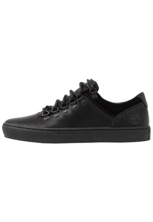 Sneaker low - black