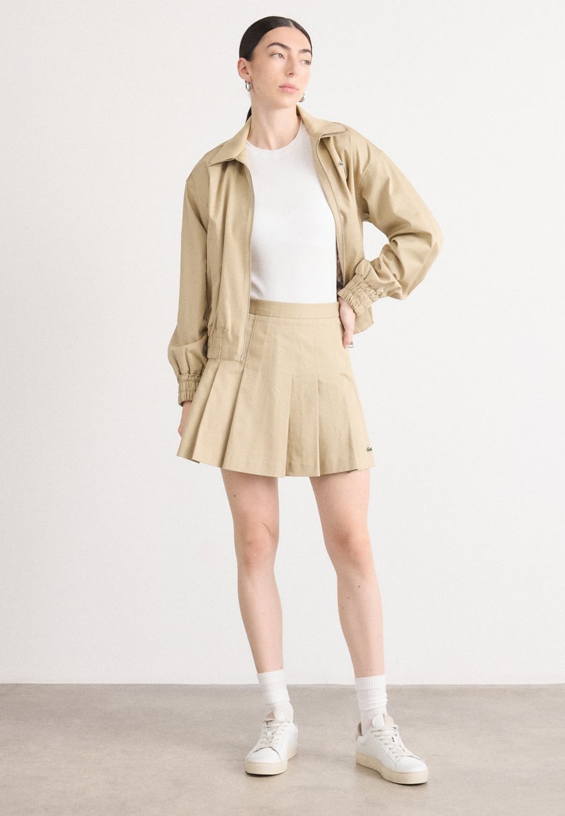 Jupe Fleurie Femme – Look Estival et Tendance | Plante Paradise Jupe Fleurie Femme – Look Estival et Tendance | Plante Paradise