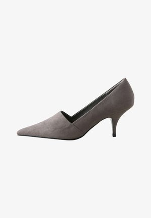 Next, FOREVER COMFORT® LEATHER HIGHCUT COURT HEELS, szary melanż