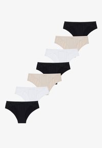 Set di sette mutandine da donna in nero, bianco e beige. Ognuna presenta dettagli in pizzo lungo l'elastico e una texture di tessuto morbido.