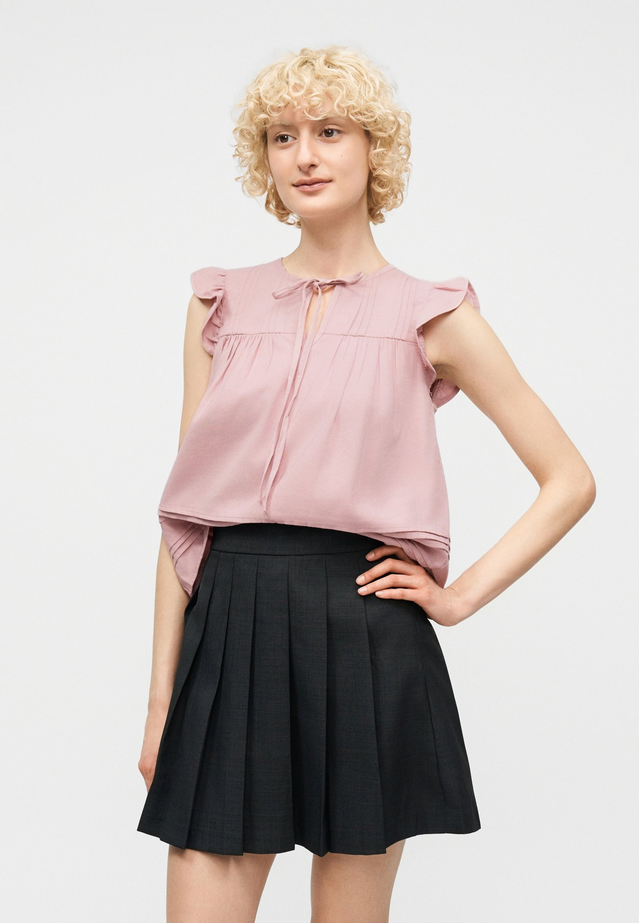 ONLARIS LIFE TIE NECK