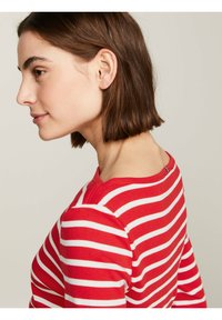 Tommy Hilfiger SLIM CODY BOAT - Longsleeve - breton fierce red ecru