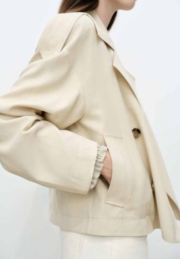 DUA - Blazer - sand2