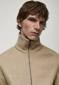 Mango Mikina so zipsom - beige