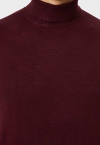 Bershka Svetr - bordeaux