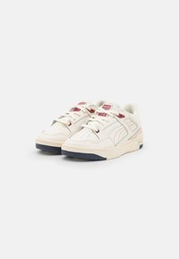 Puma Sneakers - white