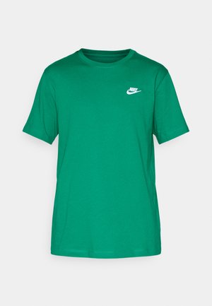 Nike Sportswear, CLUB TEE - Camiseta básica - malachite