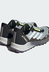 adidas Terrex AGRAVIC FLOW 2.0  - Trail hardloopschoenen - silver/crystal white/lucid lemon