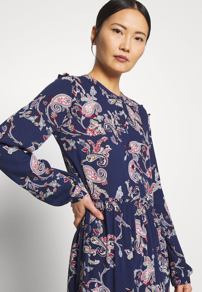 S Oliver Kleid Blusenkleid Eclipse Blau Zalando De 