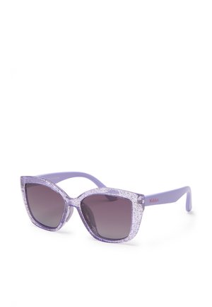 Lunettes de soleil violettes pailletées en forme d'œil de chat avec des verres teintés foncés et le logo "Kiddus" sur la branche, présentées sur un fond blanc.