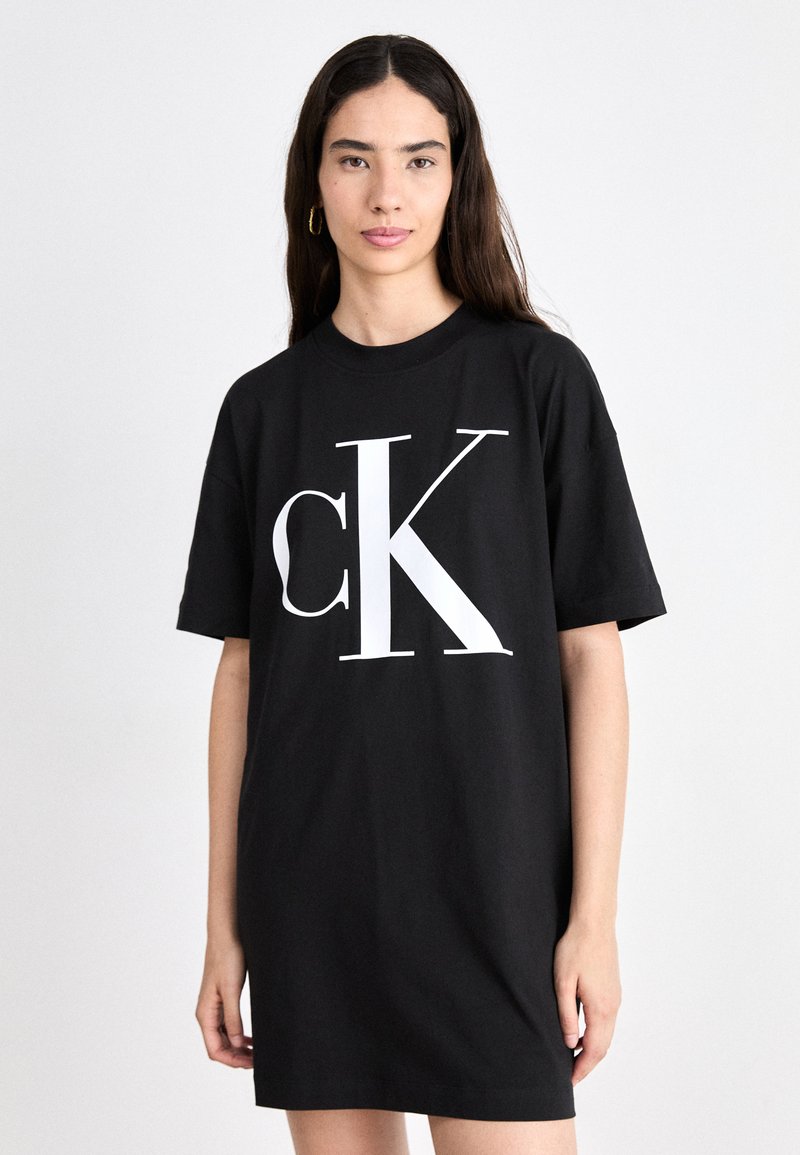 Calvin Klein Jeans BOLD BOYFRIEND DRESS - Trikotāžas kleita - black/white
