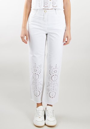 Pennyblack RICAMI  - Jeans Straight Leg - bianco