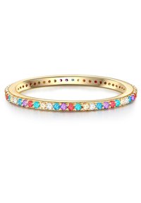 Zeltīts gredzens ar mainīgiem daudzkrāsainiem akmeņiem, tostarp ziliem, rozā, violetiem un caurspīdīgiem. Gluda josla ar teksturētu malas detaļu.