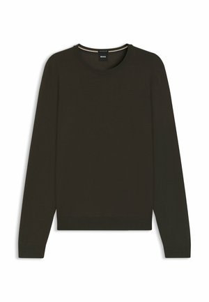 Pullover di colore verde scuro a maniche lunghe con scollo rotondo, polsini e orlo a coste, e un'etichetta al colletto.