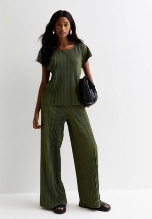 New Look WIDE LEG - Trousers - khaki