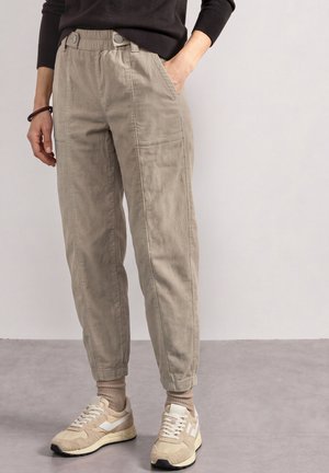 Street One, HIGH-WAIST BARREL-LEG TROUSERS WITH ELASTICATED WAISTBAND - Pantalones - fading sand