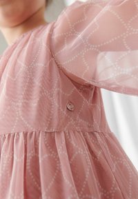 Mint Velvet HEART  REGULAR FIT - Päevakleit - pink