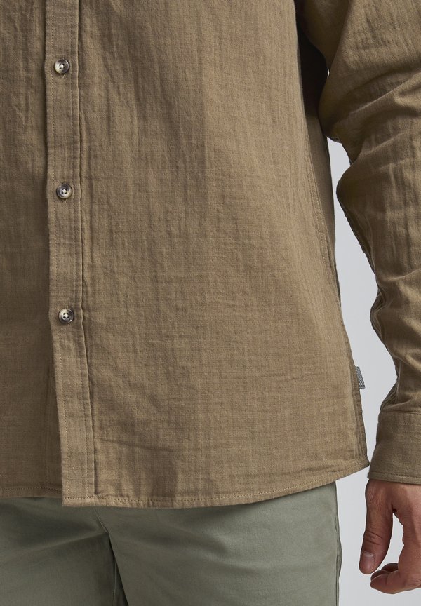 SDAusten - Shirt - shitake3