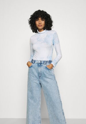 STEFANIE GIESINGER X nu-in TURTLENECK SECOND SKIN TOP - Long sleeved top - sky