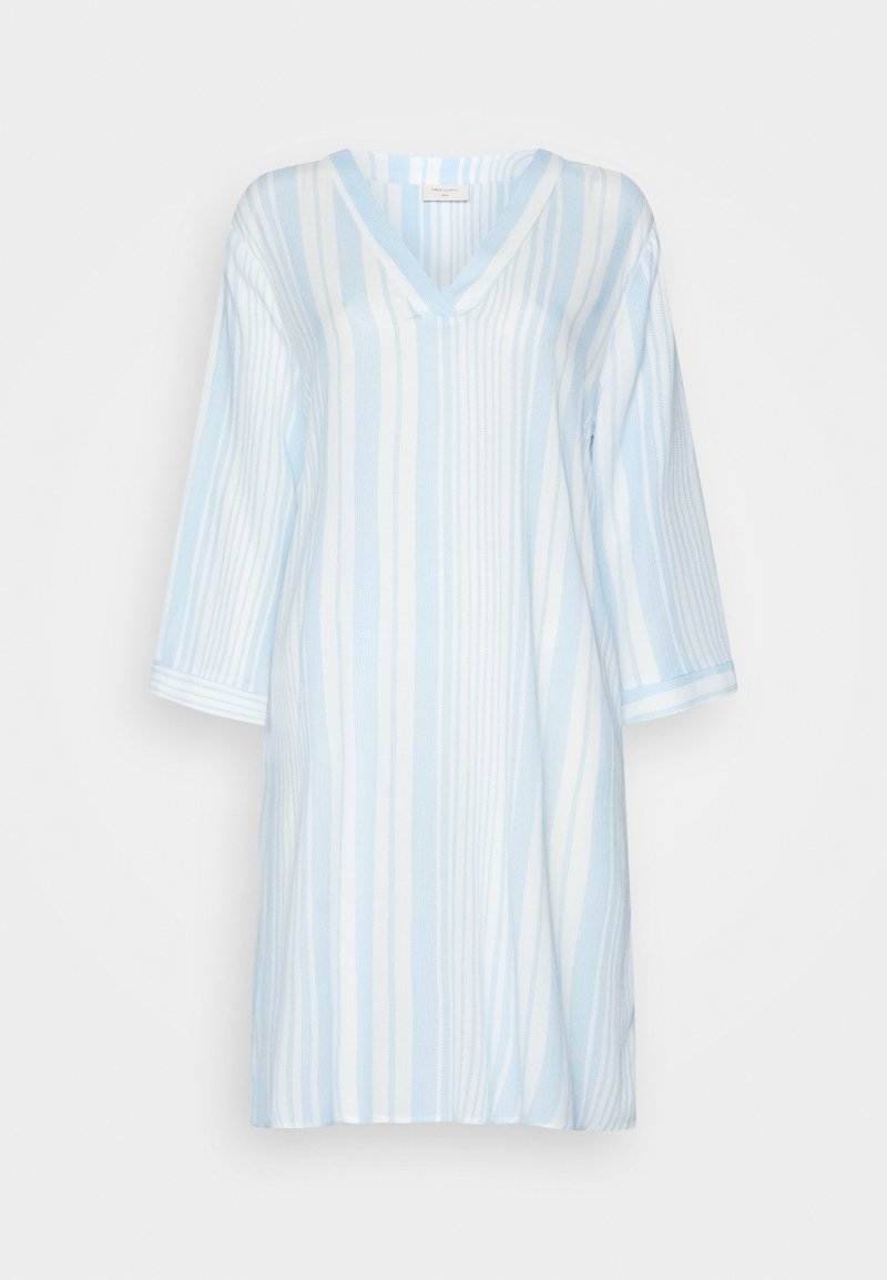 Freequent Blouse lichtblauw Freequent Blouse lichtblauw