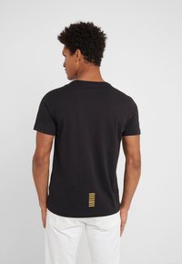 EA7 Emporio Armani Jednoduché tričko - black