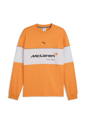 Oranges Langarmshirt mit grauem horizontalem Streifen, Puma-Logo oben und "McLaren Racing"-Schriftzug mit Logo mittig auf der Brust.