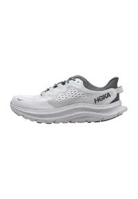 Scarpe da corsa bianche con accenti grigi; parte superiore in rete, suola ammortizzata e tallone rinforzato. Presenta un logo riflettente e motivi testurizzati sulla suola intermedia.