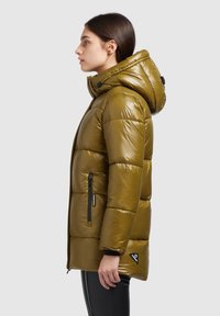 khujo SORAYA SHINY - Ziemas mētelis - oliv