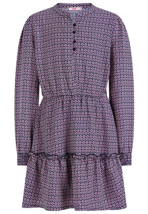 Robe à manches longues avec col en V boutonné, taille élastique, jupe à volants et motif géométrique rose, marine et blanc.