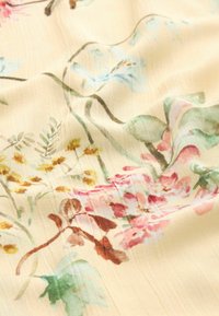 Next REGULAR FIT - Dienas kleita - yellow floral