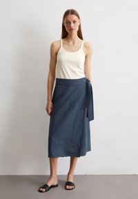 Thumbnail Image 2