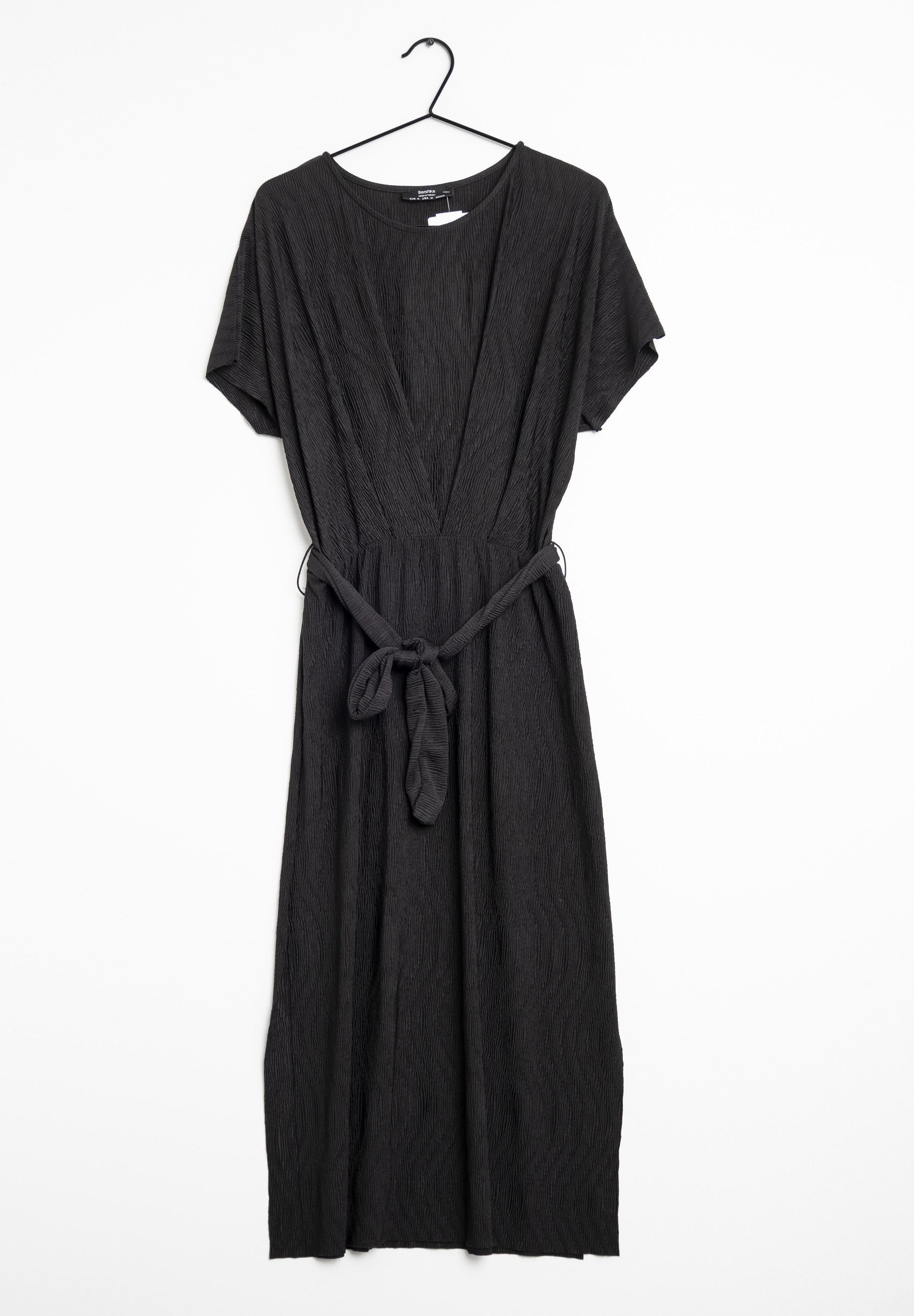 Bershka Maxi dress - black - (Pre-owned) - Zalando.ie Bershka Maxi dress - black - (Pre-owned) - Zalando.ie