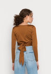 Monki Camisola de manga comprida - brown