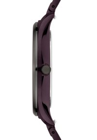 Paarse analoge horloge met een slank ontwerp, voorzien van een roestvrijstalen kast, een gladde oppervlakte en een gestructureerde kroon.