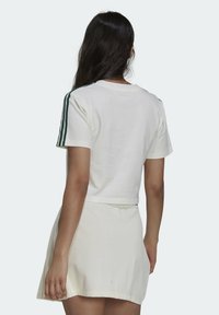 adidas Originals T-shirt con stampa - off-white