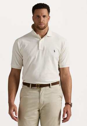 - Koszulka polo