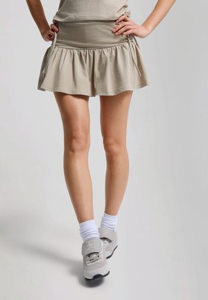 Ed Hardy WOMENS BROKEN HEARTS RUFFLE MINI SKIRT - Jupe plissée - khaki