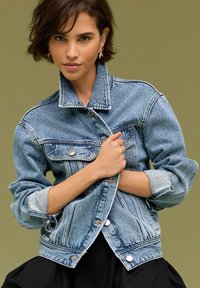 Next TRUCKER - Chaqueta vaquera - mid blue