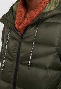Marc O'Polo DENIM Abrigo de invierno - olive