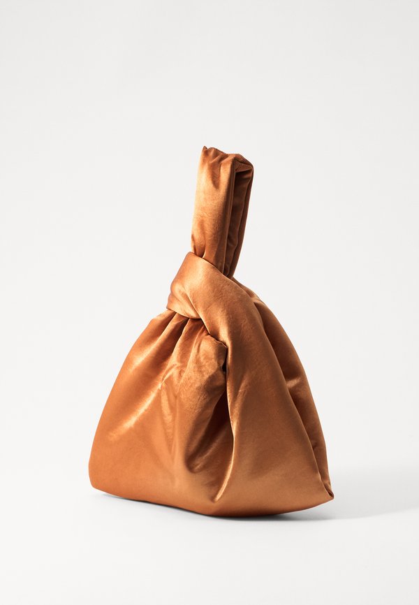 JEN - Handbag - apricot2