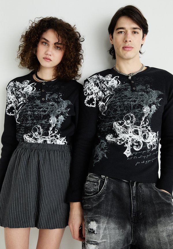 ANOINTED WAFFLE HENLEY UNISEX - Long sleeved top3