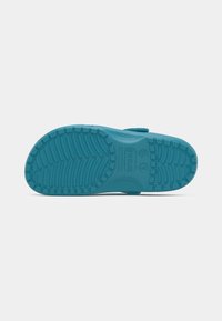 Crocs CLASSIC UNISEX - Iešļūcenes - turbo teal