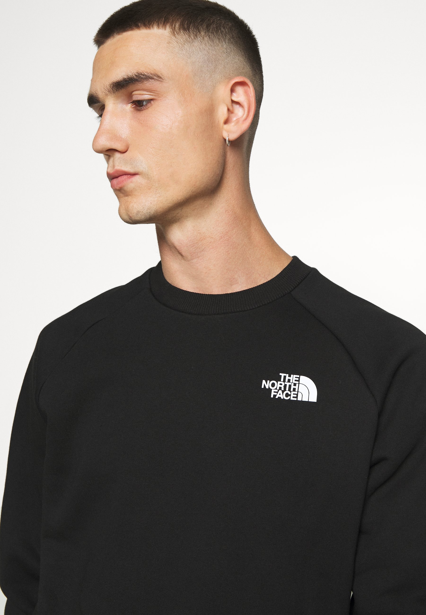 The North Face RAGLAN REDBOX CREW NEW Sweatshirt black The North Face RAGLAN REDBOX CREW NEW Sweatshirt black